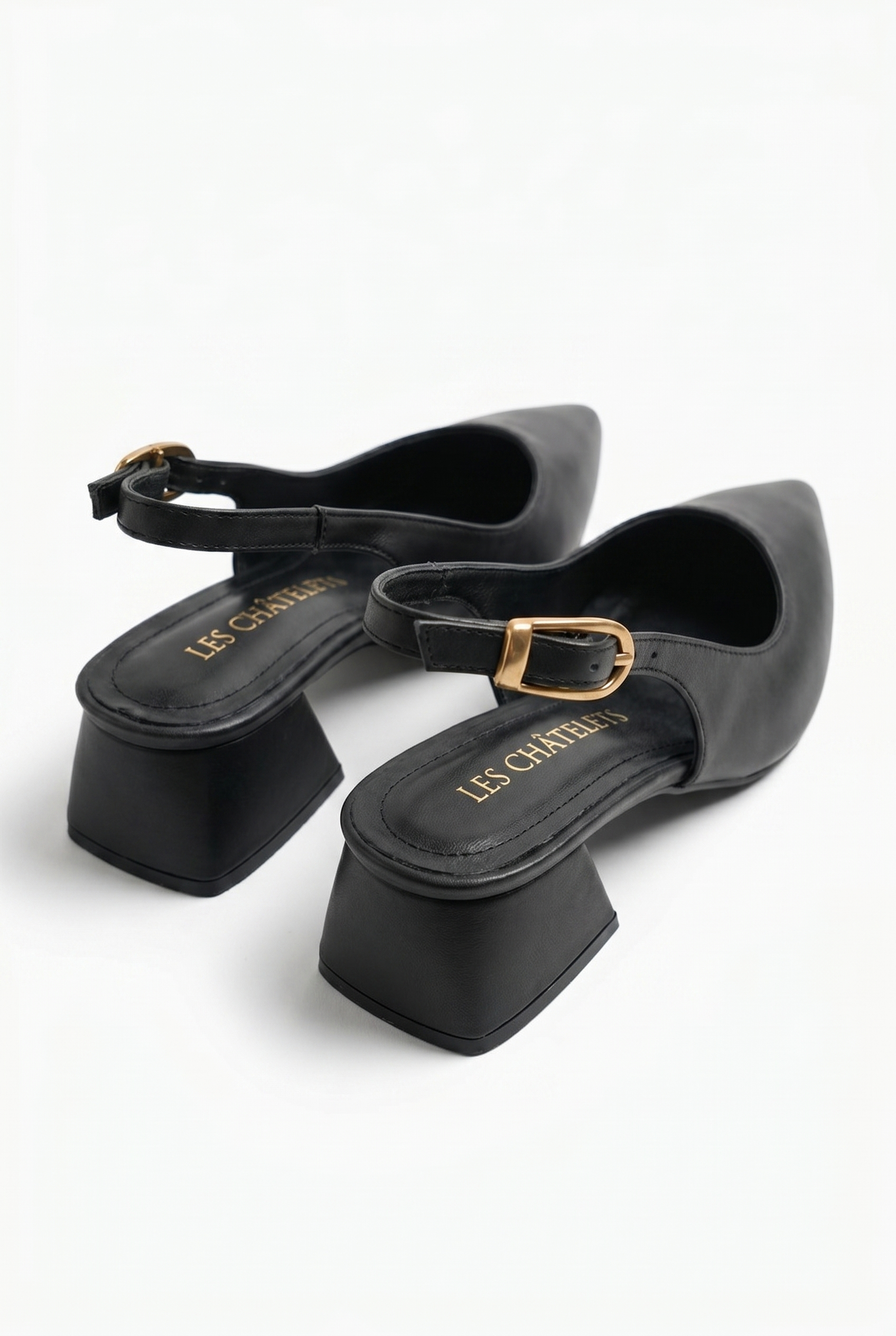 Été en Ville Siyah Cilt Slingback Topuklu Ayakkabı – 5 cm Altın Toka | Sivri Burun Bilekten Bağlamalı