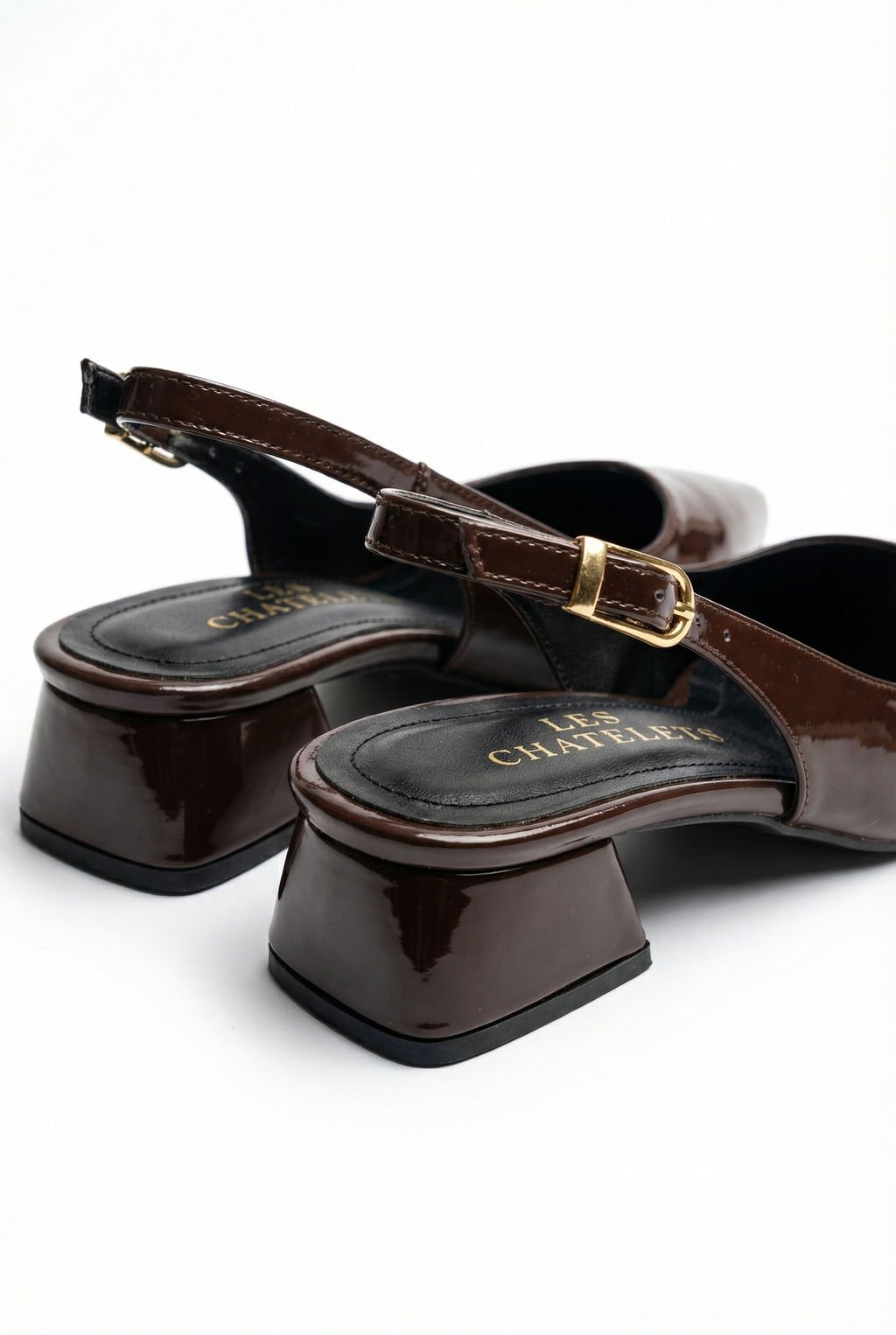 Les Souvenirs Portés Serisi Souvenir du Soir – Rugan Sivri Burun Slingback Topuklu Ayakkabı