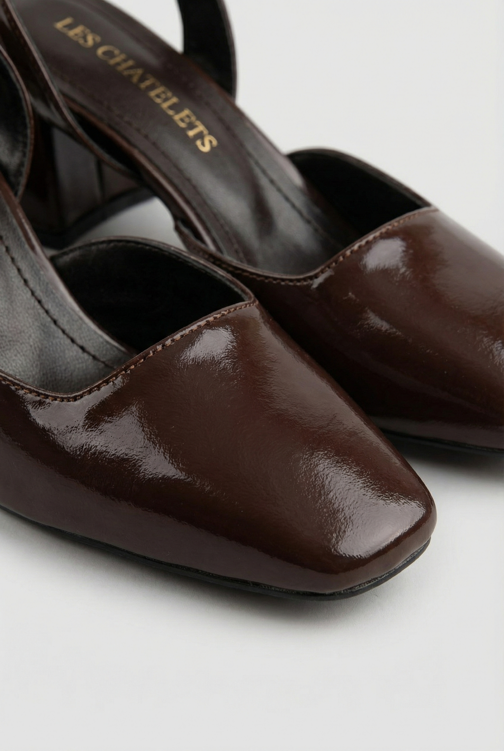 Décisions Nettes – Kahverengi Rugan 9 cm Kare Burun Slingback Topuklu Ayakkabı