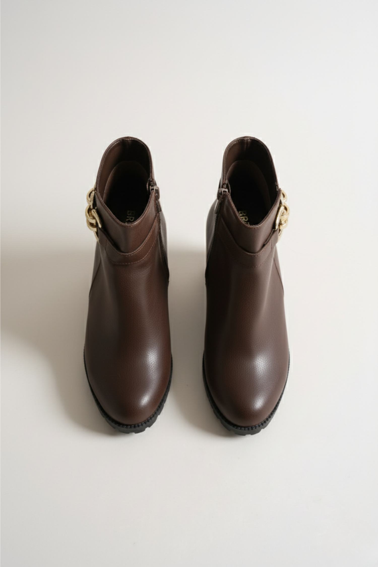 Brielfy Altın Tokalı Kahverengi Topuklu Kadın Bot