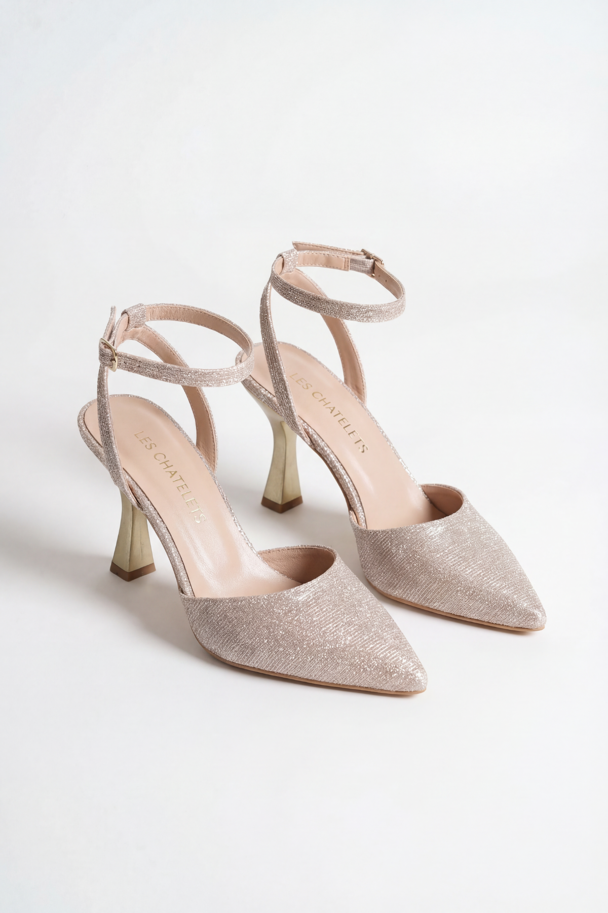 Reflets d’Instant – Rose Simli 9 cm Sivri Burun Slingback Topuklu Ayakkabı