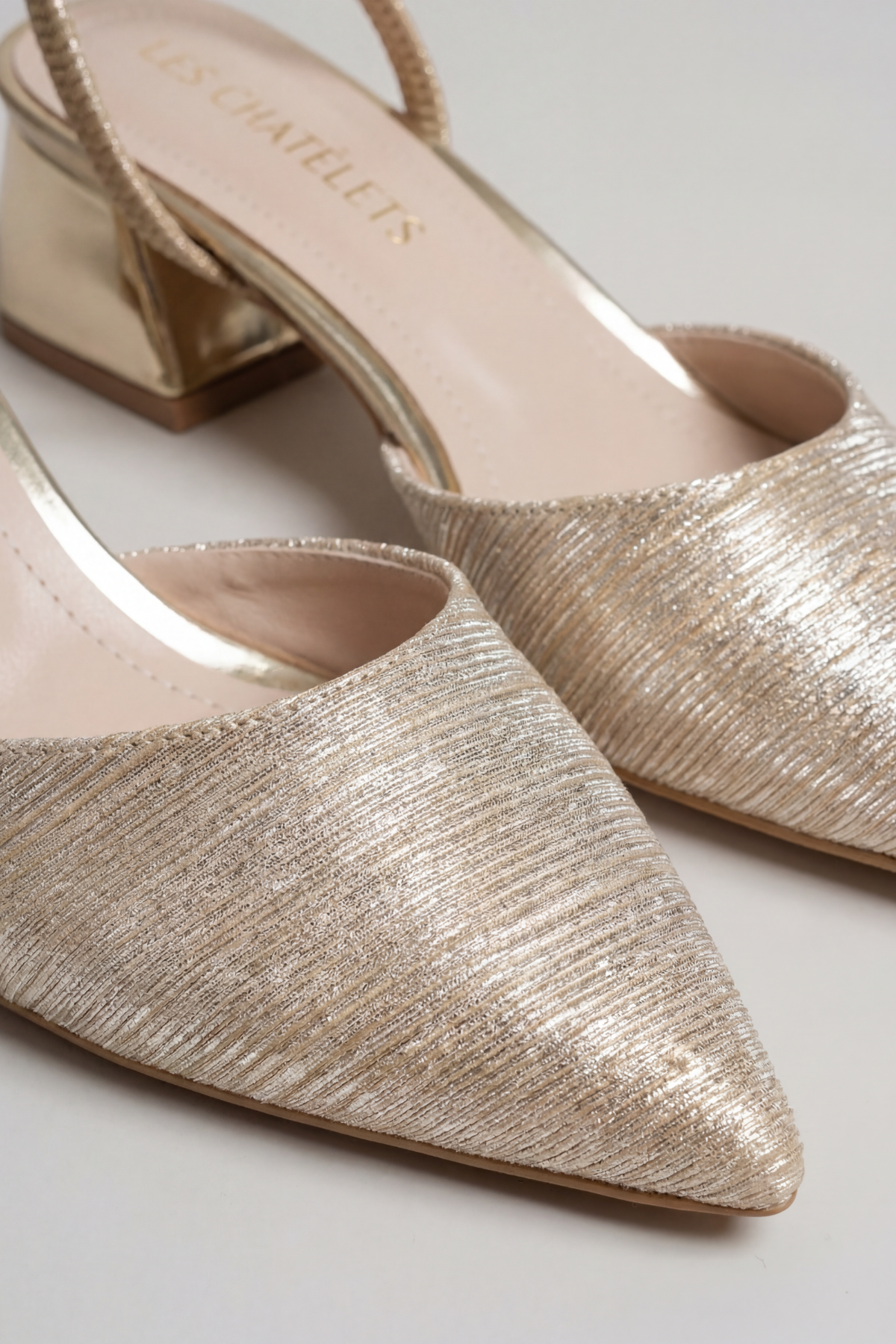 Reflets d’Instant – Rose Simli 5 cm Sivri Burun Slingback Topuklu Ayakkabı