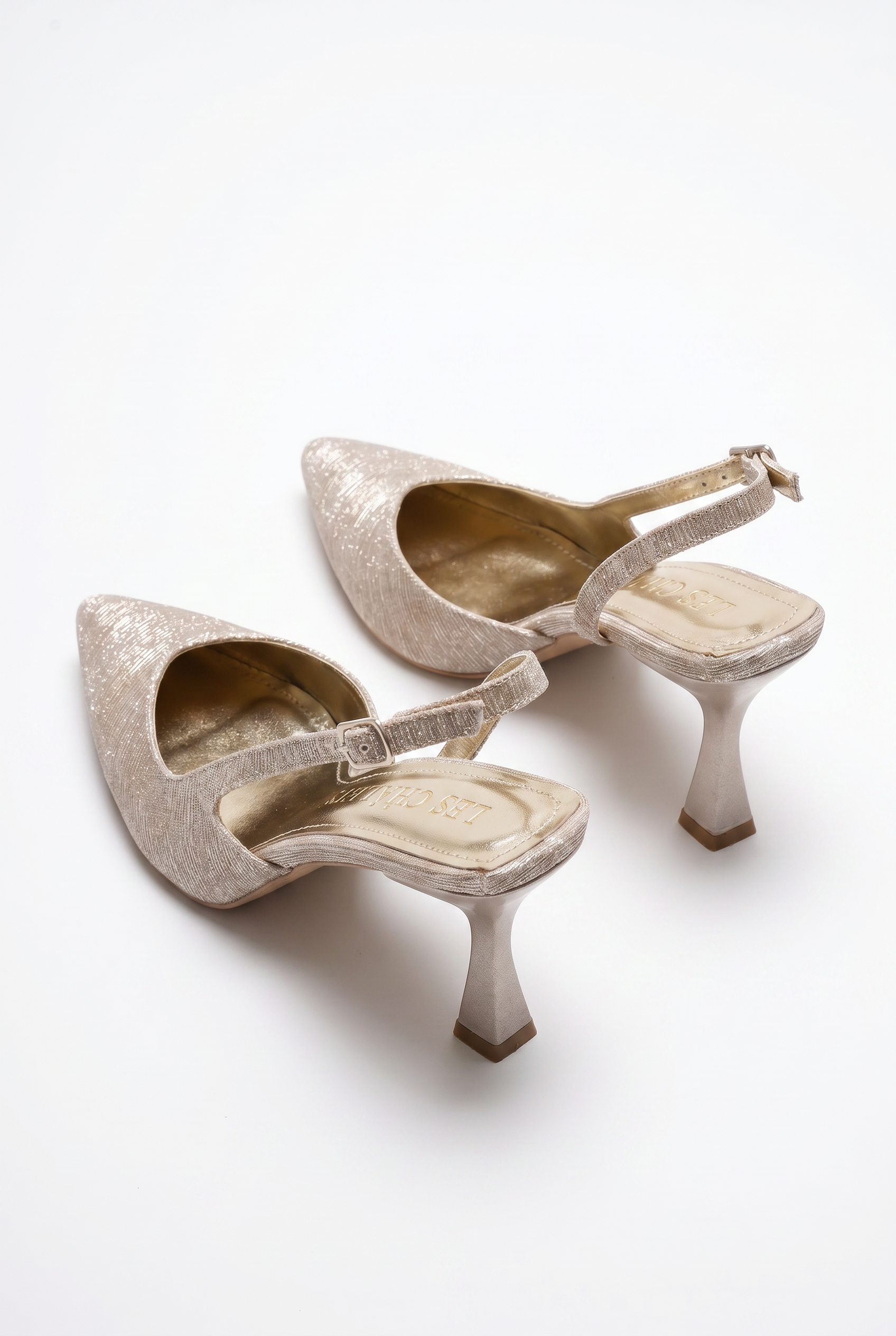 Éclat de Nuit Gold Simli Stiletto Topuklu Ayakkabı – 9 cm | Sivri Burun Slingback