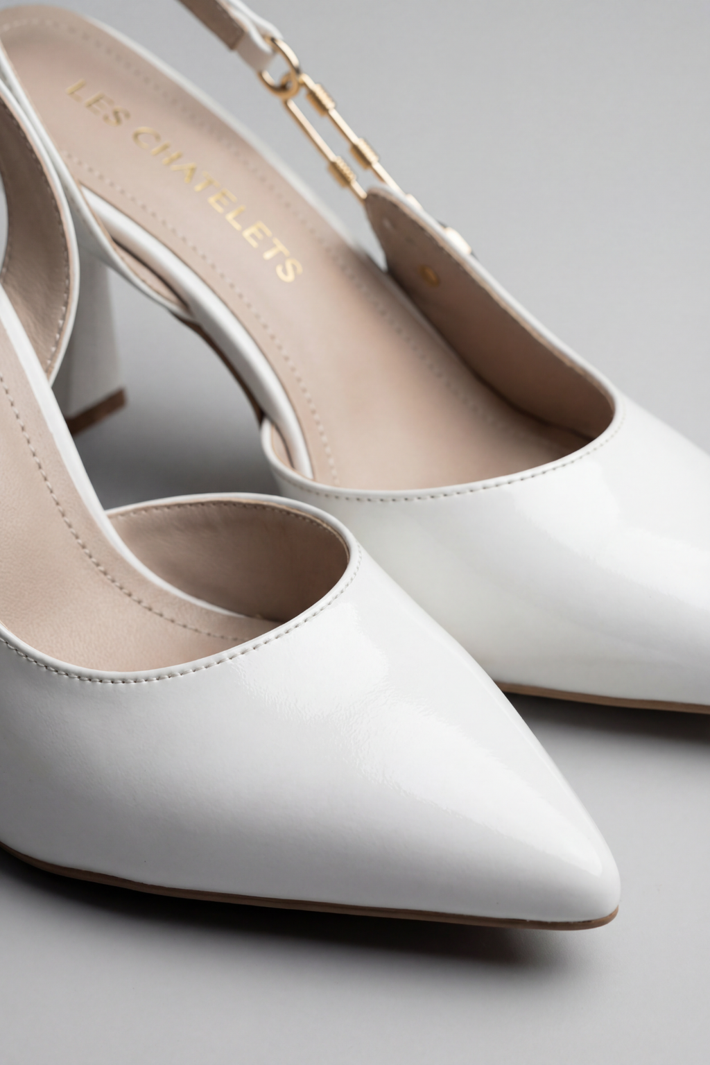 Passage du Soir Beyaz Rugan 7 cm Sivri Burun Slingback Ayakkabı | Les Châtelets