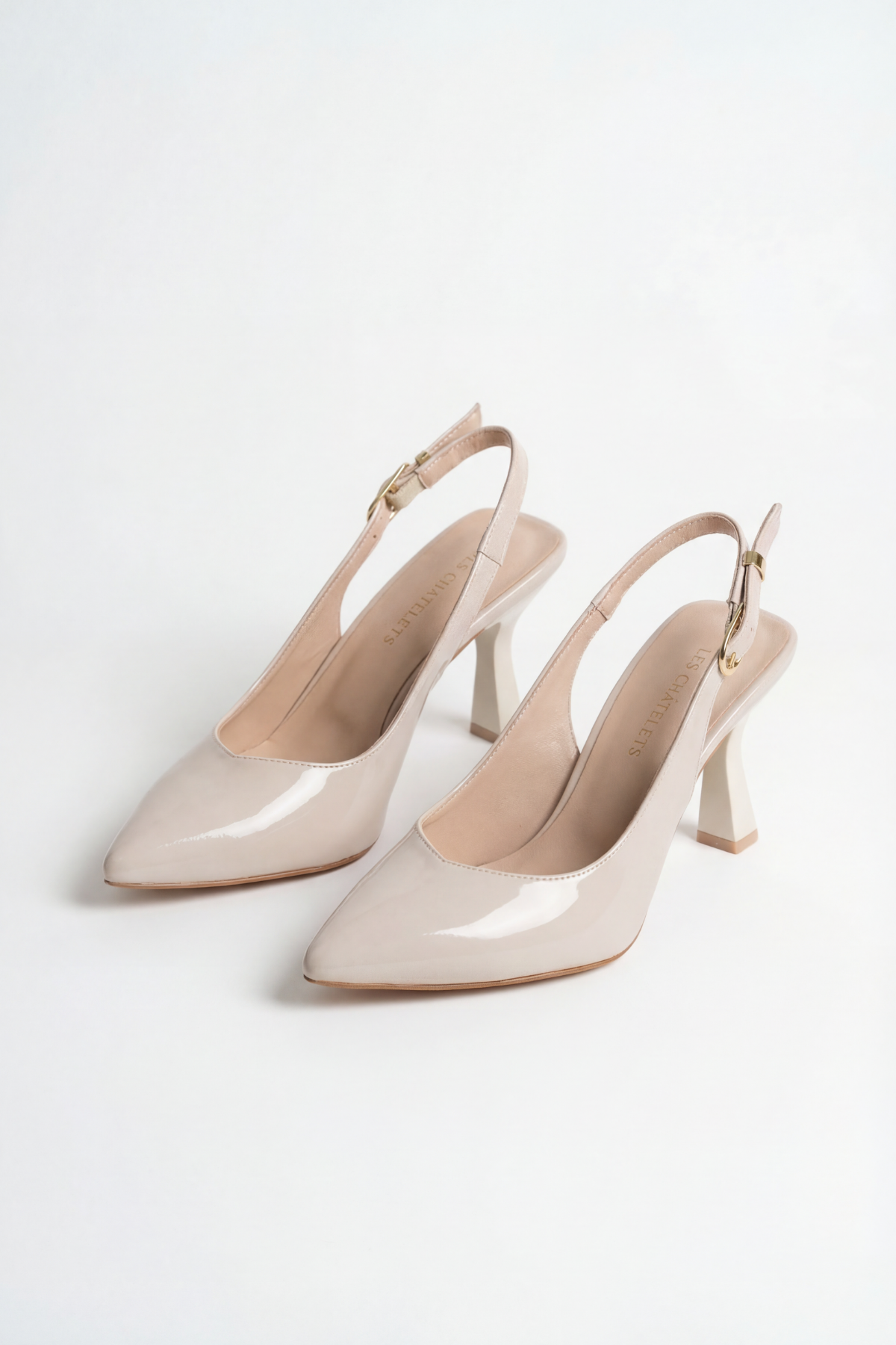 Les Souvenirs Portés Serisi Souvenir du Soir – Bej Rugan 9 cm Sivri Burun Slingback Topuklu Ayakkabı